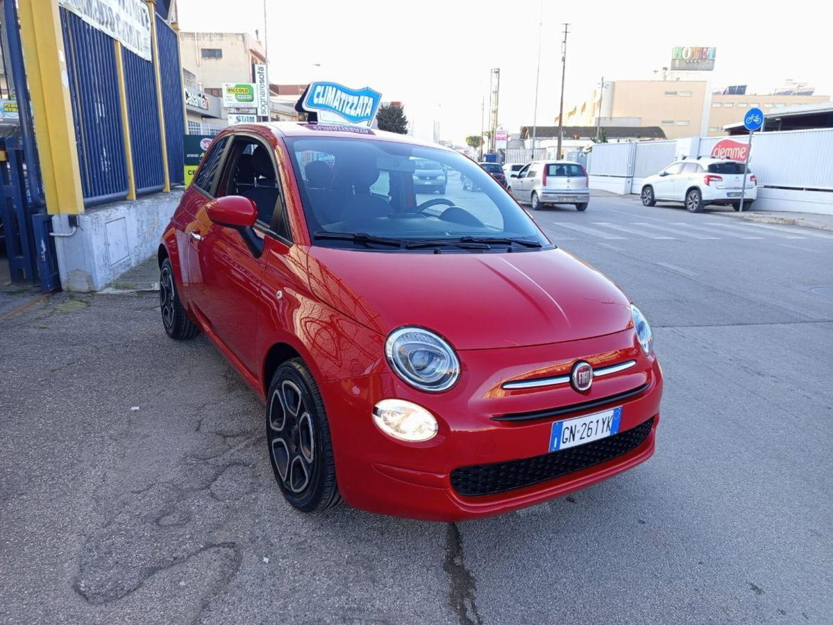 Fiat 500 1.0 Hybrid Red