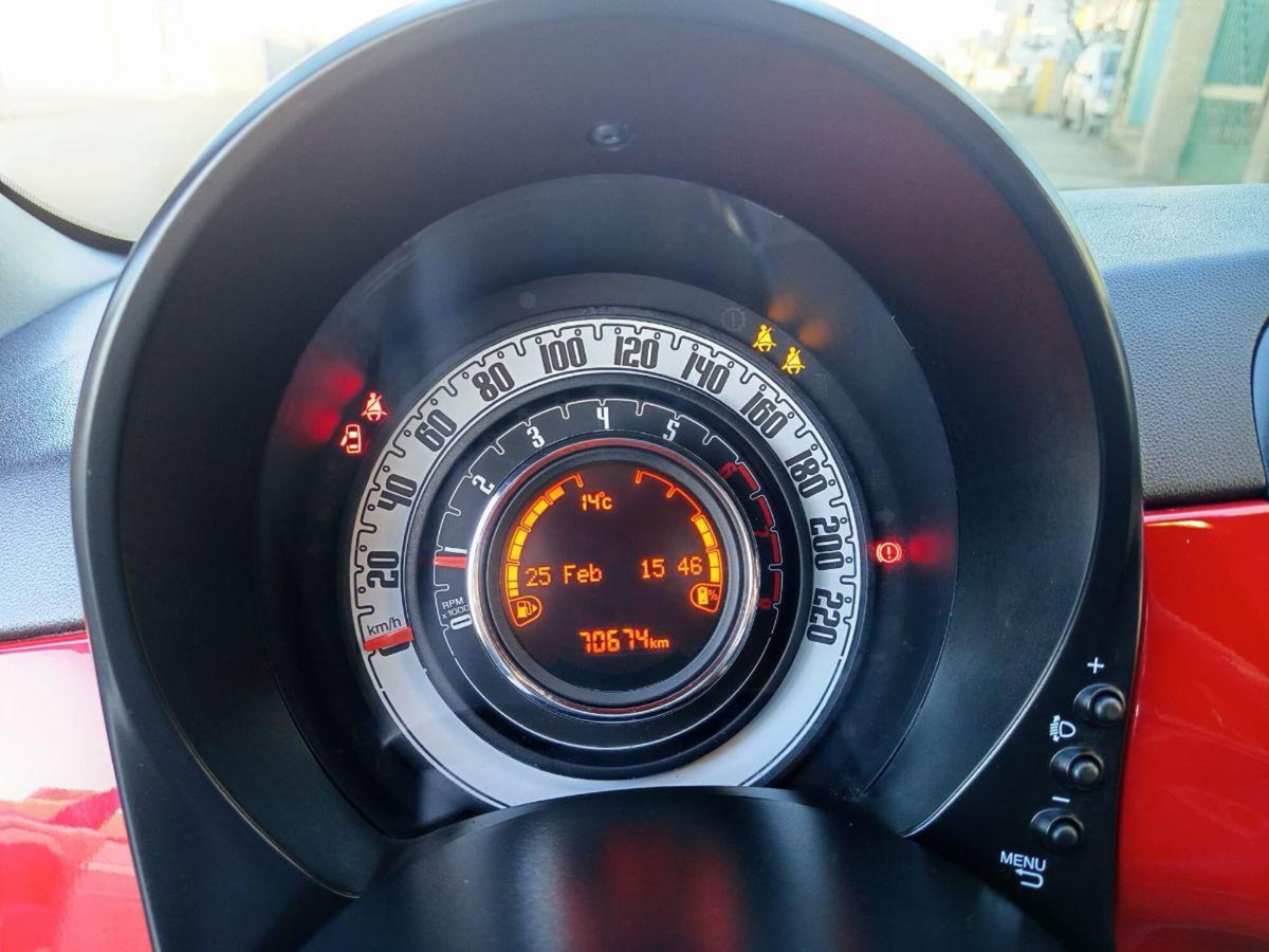 Fiat 500 1.0 Hybrid Red (13)