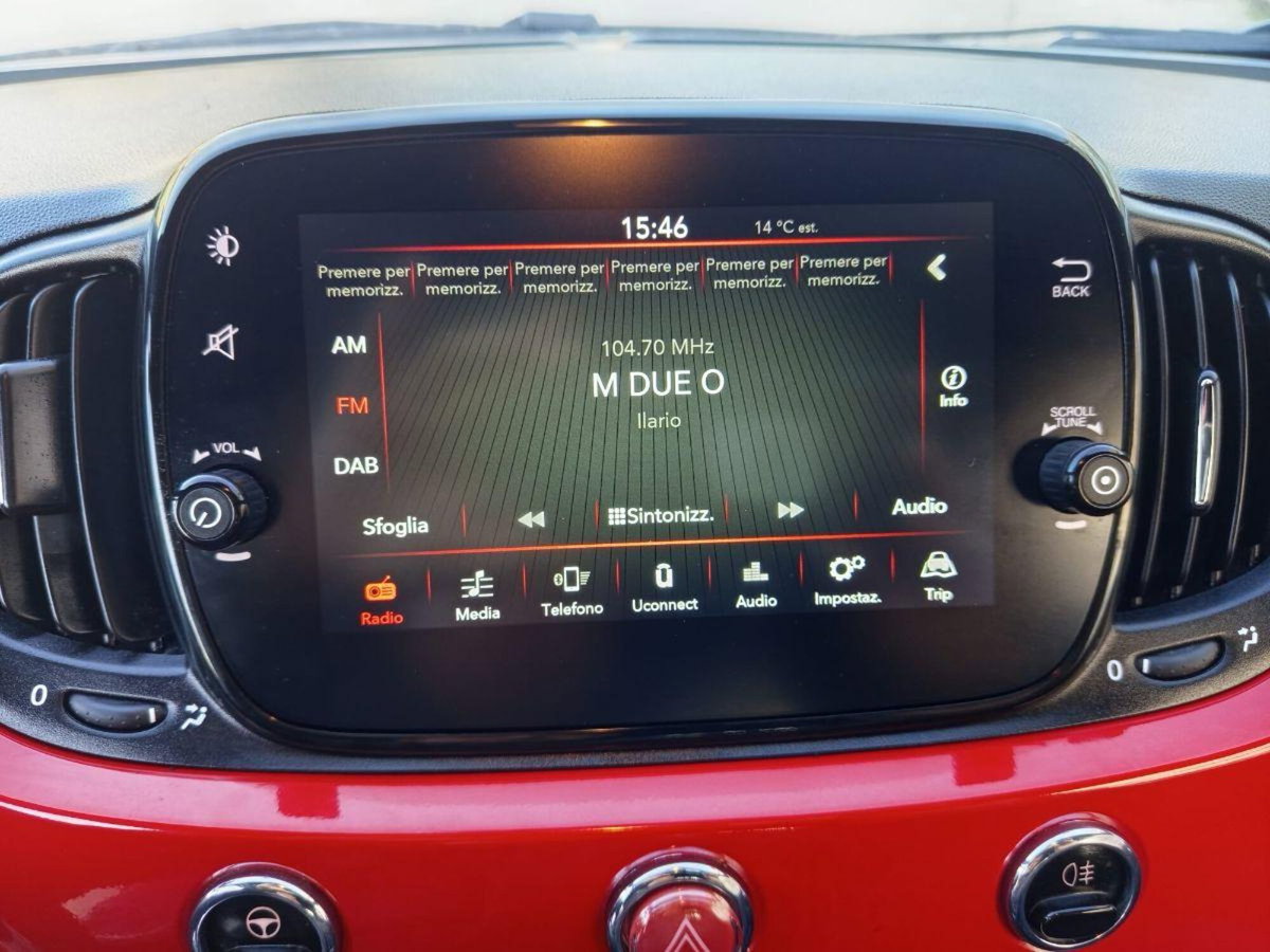 Fiat 500 1.0 Hybrid Red (14)