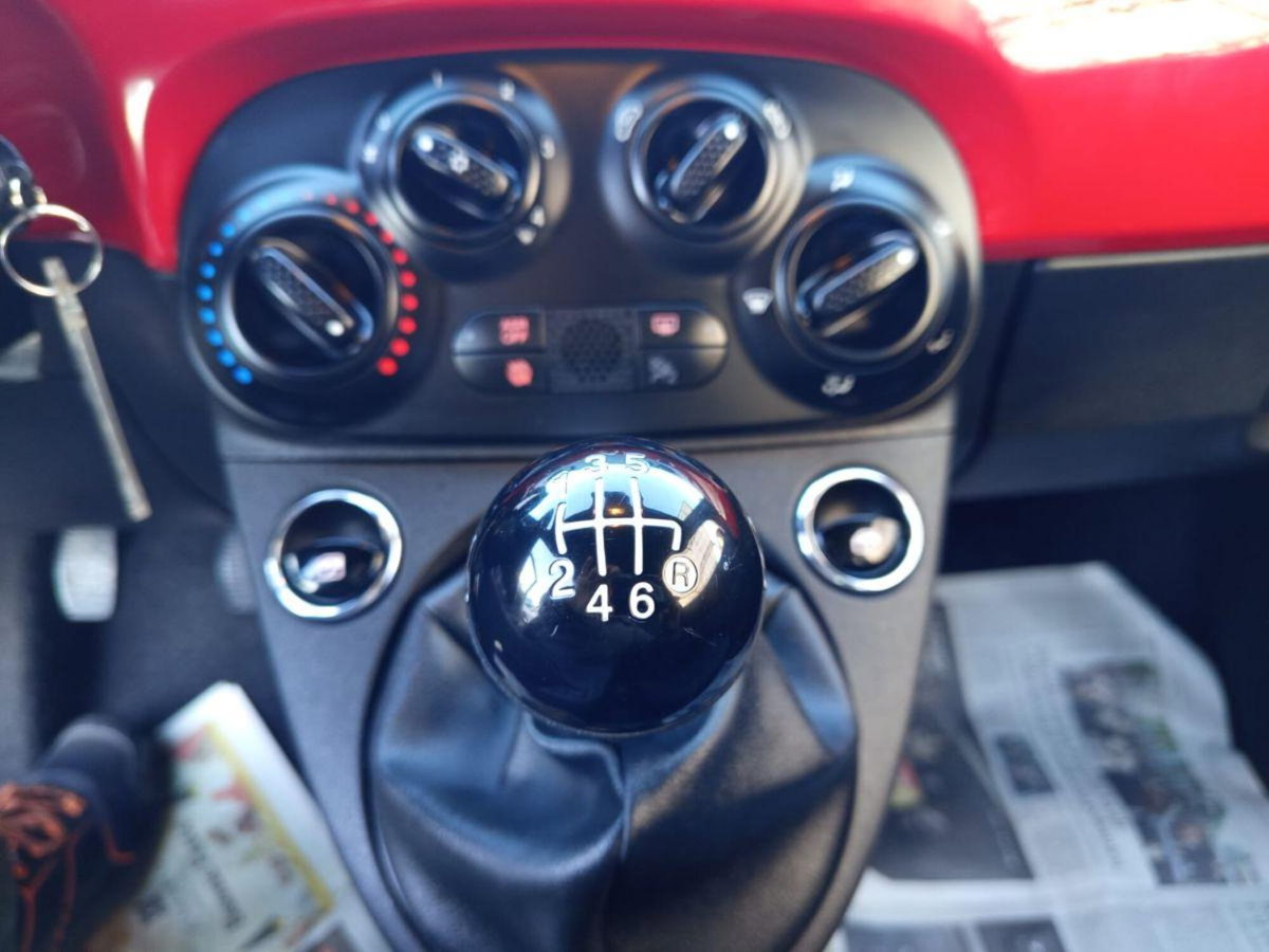 Fiat 500 1.0 Hybrid Red (18)