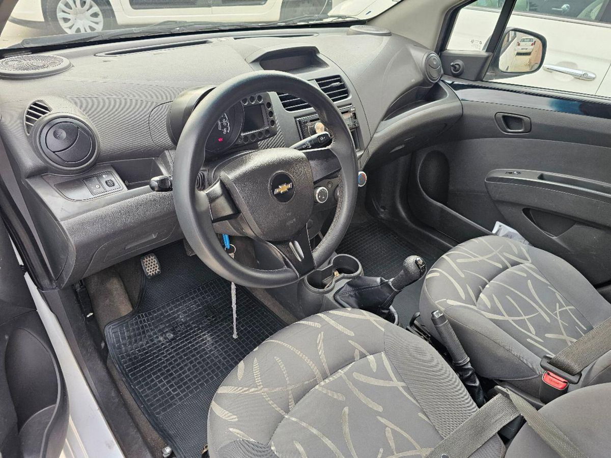 Chevrolet Spark 1.0 LS GPL (10)