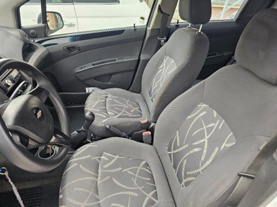Chevrolet Spark 1.0 LS GPL (12)