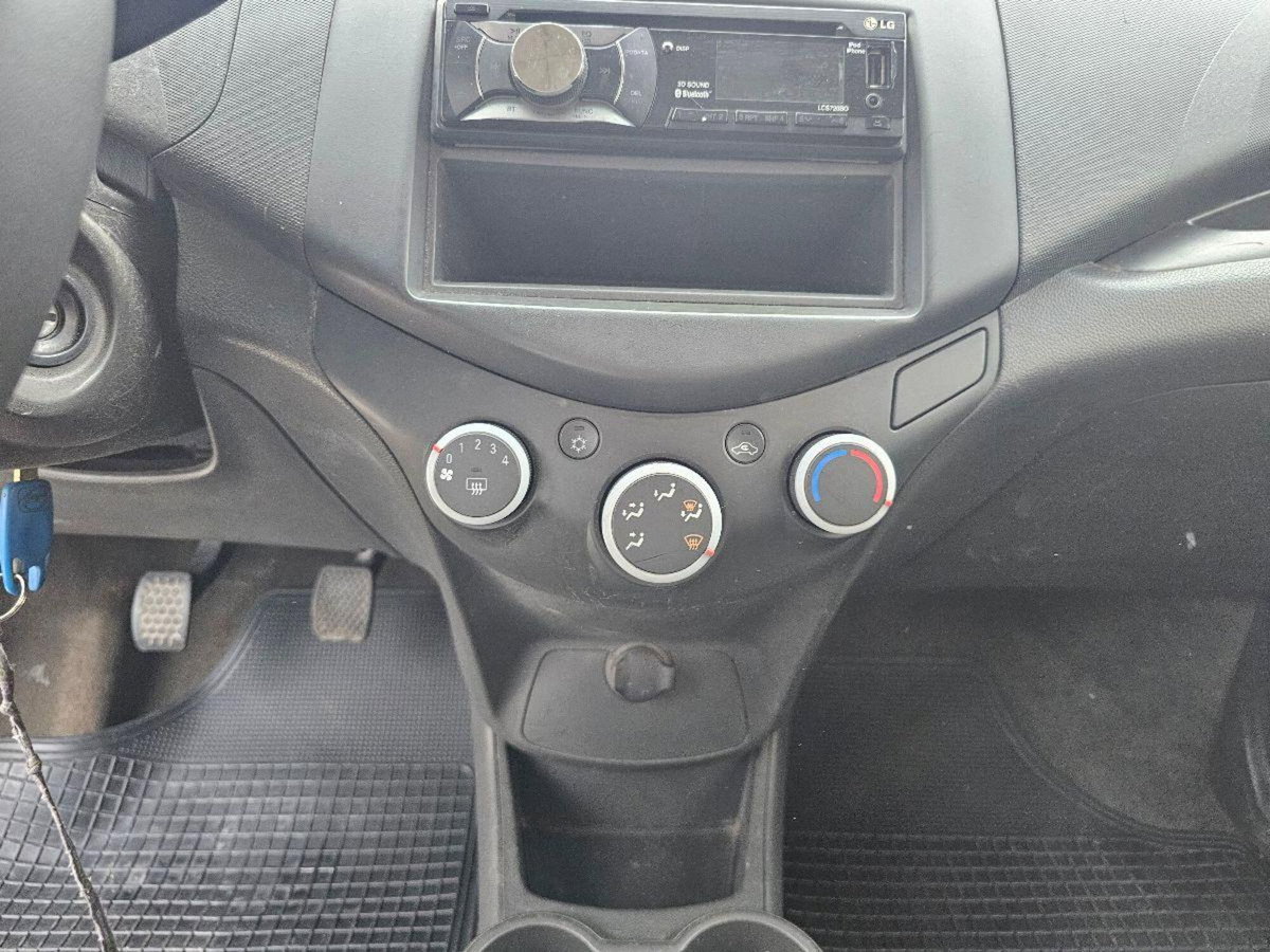 Chevrolet Spark 1.0 LS GPL (15)