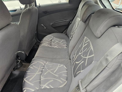 Chevrolet Spark 1.0 LS GPL (7)