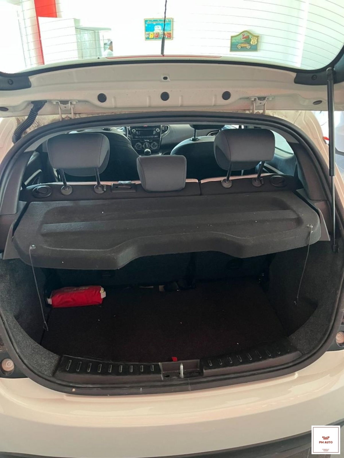 Lancia Ypsilon 1.2 69 CV 5 porte Opening Edition (3)