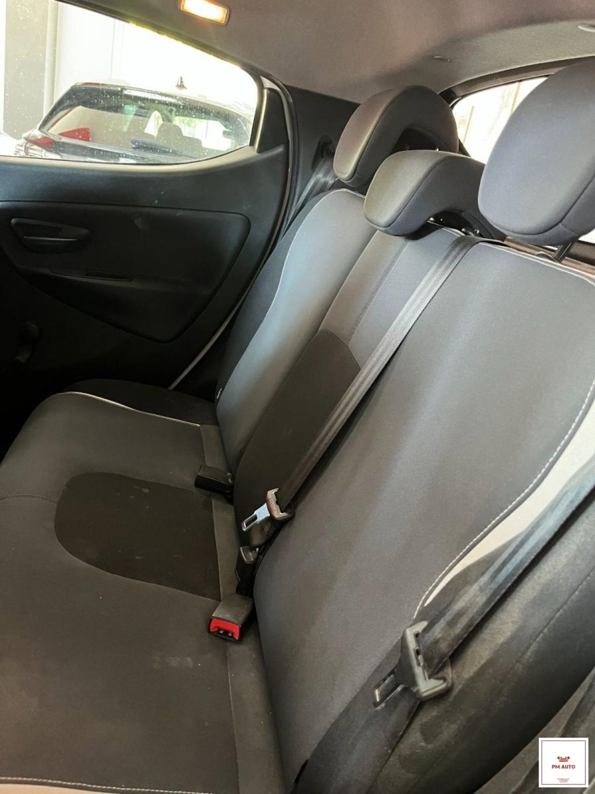 Lancia Ypsilon 1.2 69 CV 5 porte Opening Edition (6)
