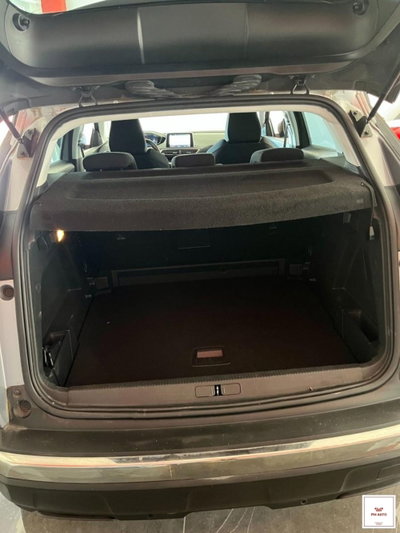 Peugeot 3008 BlueHDi 130 S&S EAT8 Active Business (5)