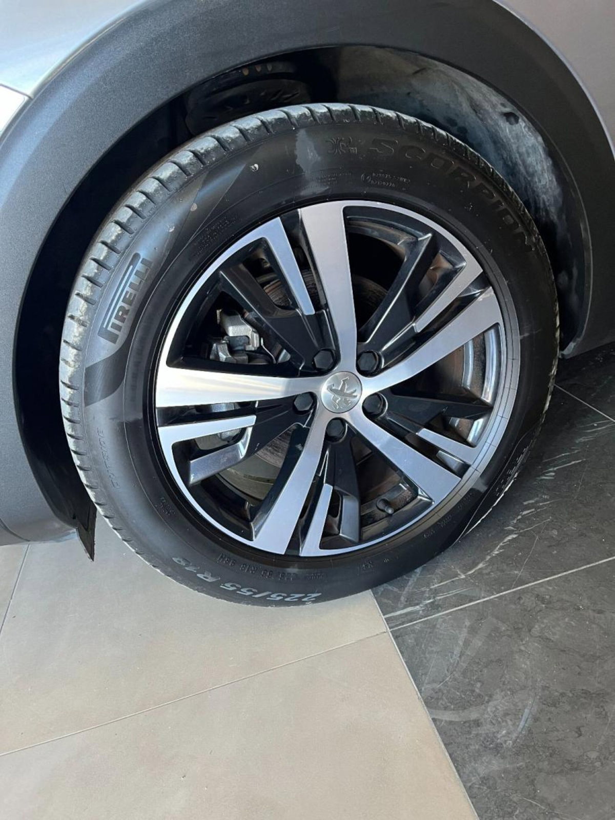 Peugeot 3008 BlueHDi 130 S&S EAT8 Active Business (9)
