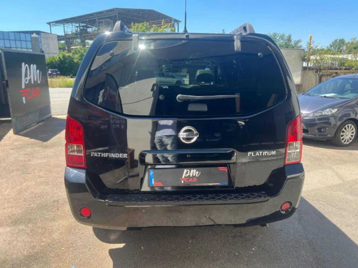 Nissan Pathfinder dCi LE Platinum (6)