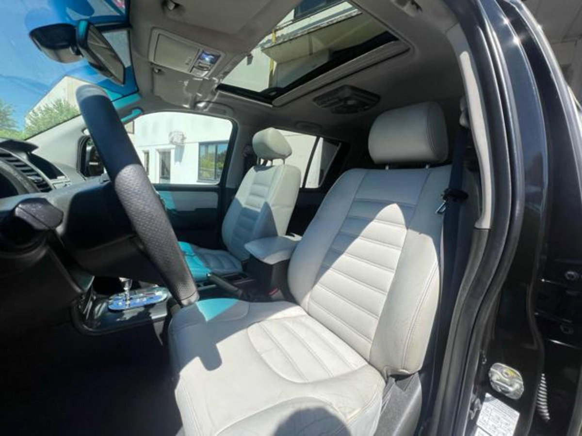 Nissan Pathfinder dCi LE Platinum (9)