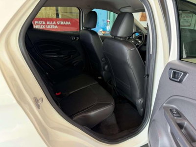 Ford EcoSport 1.5 TDCi 95 CV Titanium S (11)