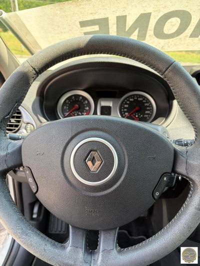 Renault Clio 1.2 16V 5 porte Confort (5)