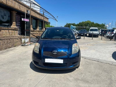Toyota Yaris 16V cat 5 porte (2)