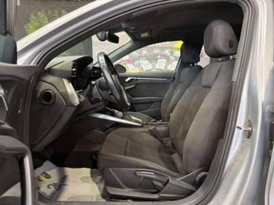 Audi A3 Sportback 30 TDI Admired (9)