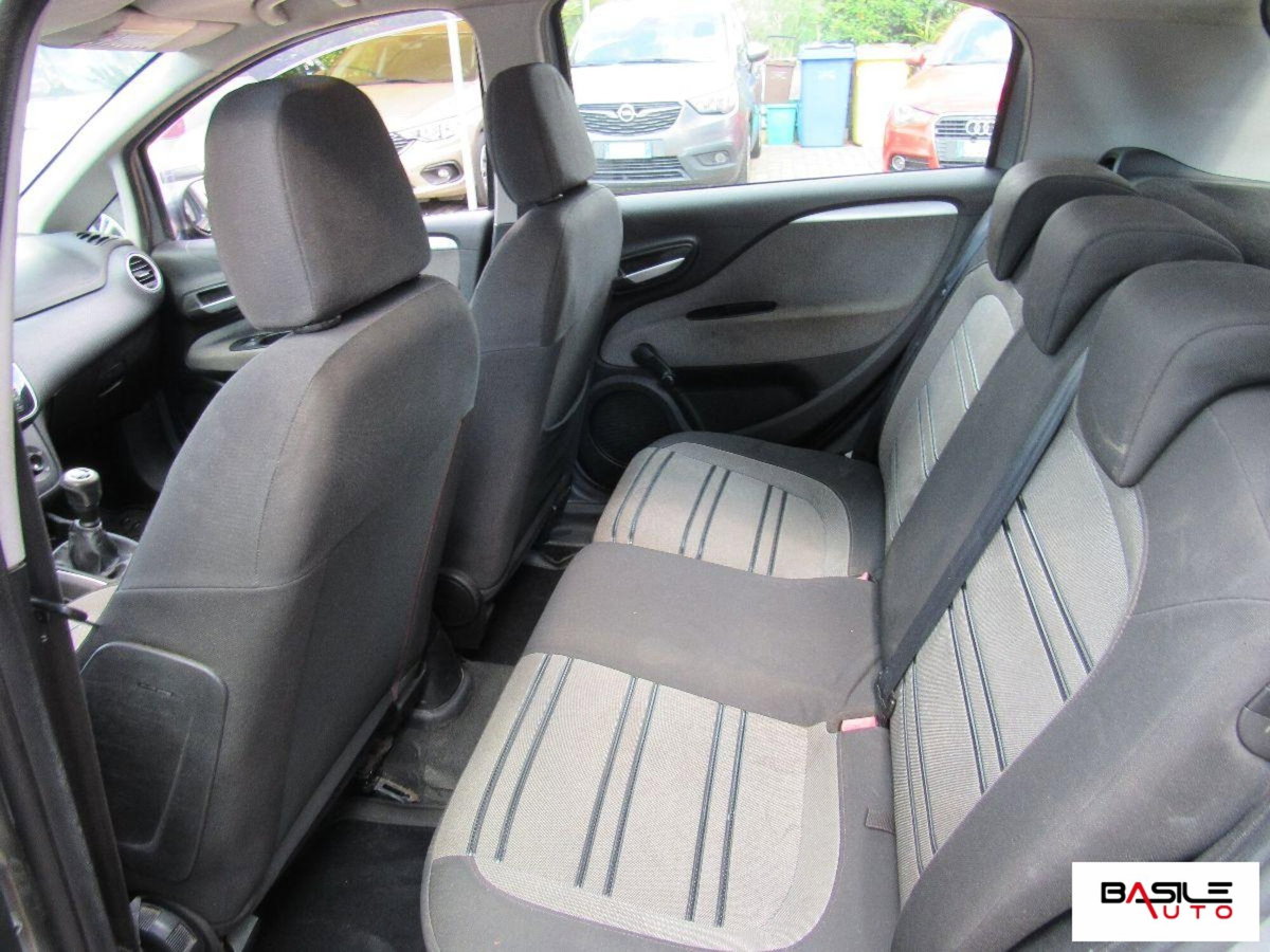 Fiat Punto Evo 1.3 Mjt 90 CV 5 porte Dualogic Dynamic (11)