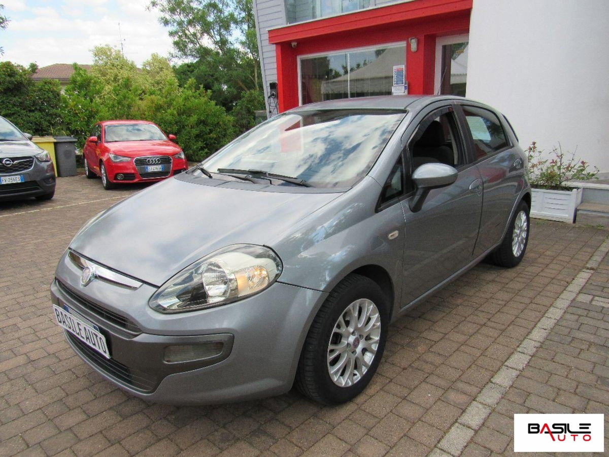 Fiat Punto Evo 1.3 Mjt 90 CV 5 porte Dualogic Dynamic (2)