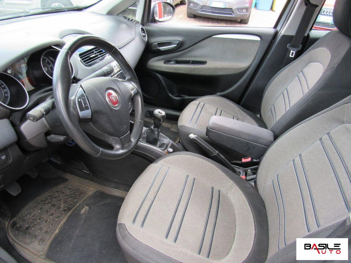 Fiat Punto Evo 1.3 Mjt 90 CV 5 porte Dualogic Dynamic (7)