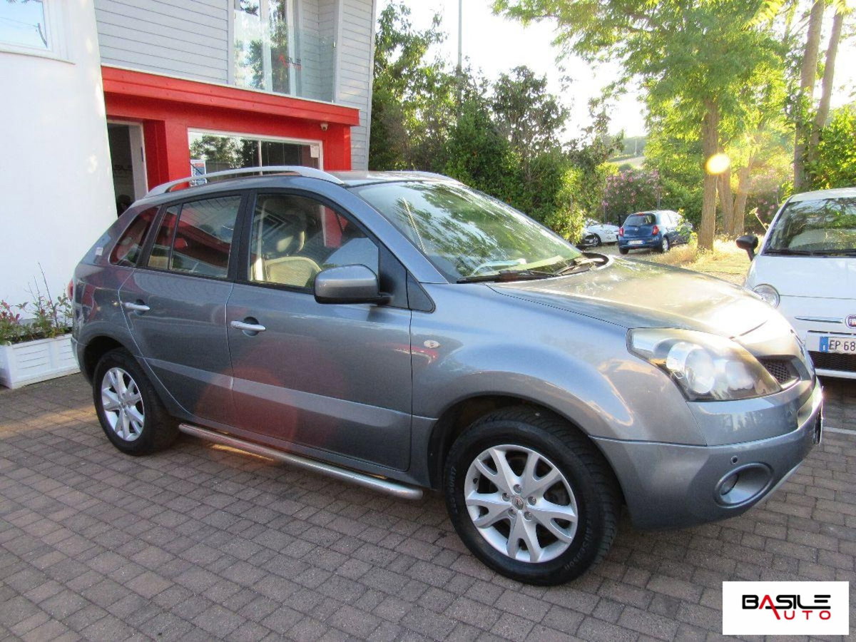 Renault Koleos 2.0 dCi 150CV 4X4 Bose (3)