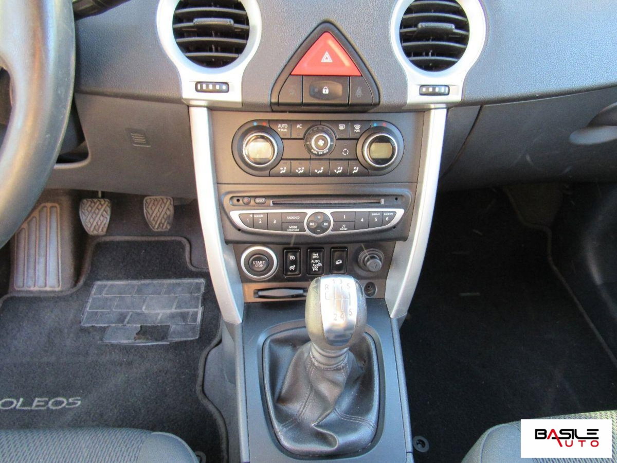 Renault Koleos 2.0 dCi 150CV 4X4 Bose (9)