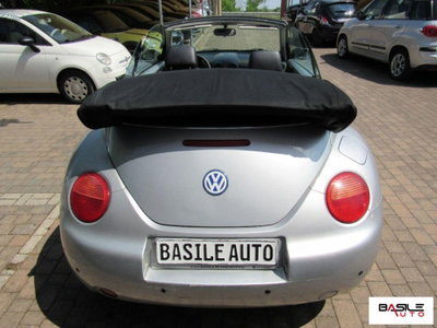 Volkswagen New Beetle TDI 101CV (4)