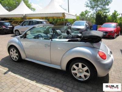 Volkswagen New Beetle TDI 101CV (6)