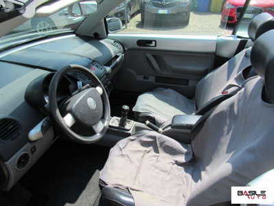 Volkswagen New Beetle TDI 101CV (7)