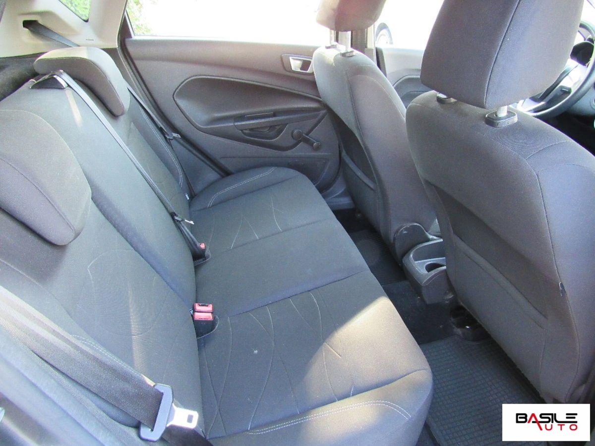 Ford Fiesta 1.4 5 porte Bz.- GPL Titanium (11)