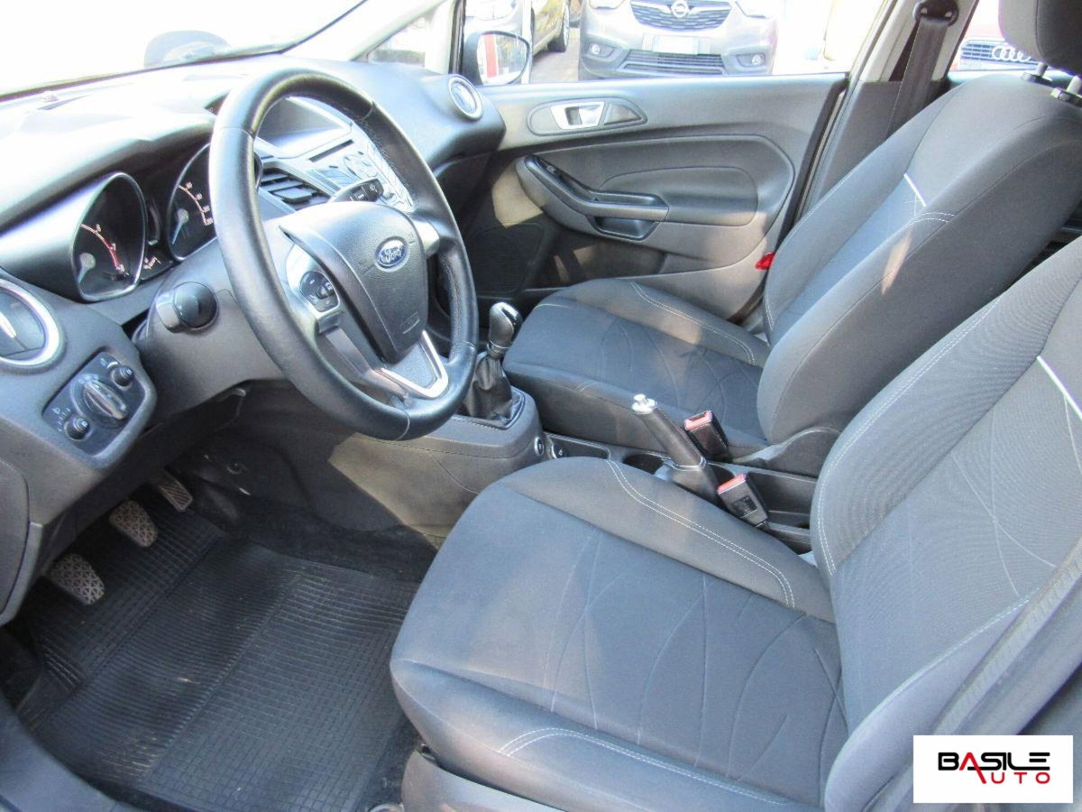 Ford Fiesta 1.4 5 porte Bz.- GPL Titanium (7)