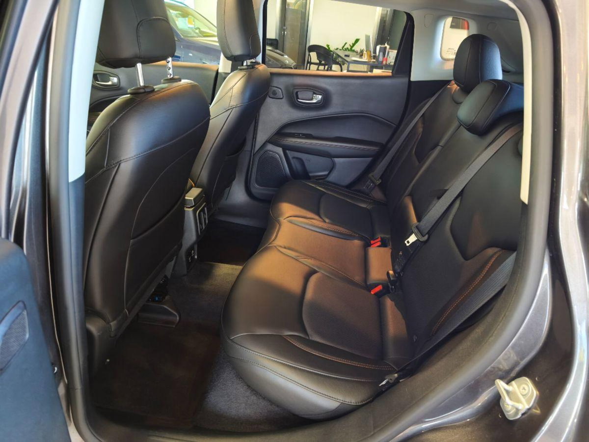 Jeep Compass 2.0 Multijet II 170 CV aut. 4WD Limited (16)
