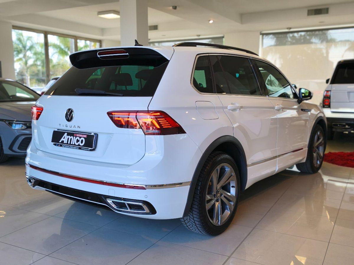 Volkswagen Tiguan 2.0 tdi R-Line 150cv dsg (7)