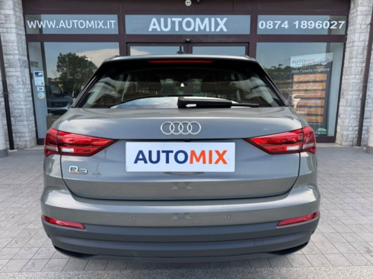 Audi Q3 35 2.0 tdi Business Advanced s-tronic (13)