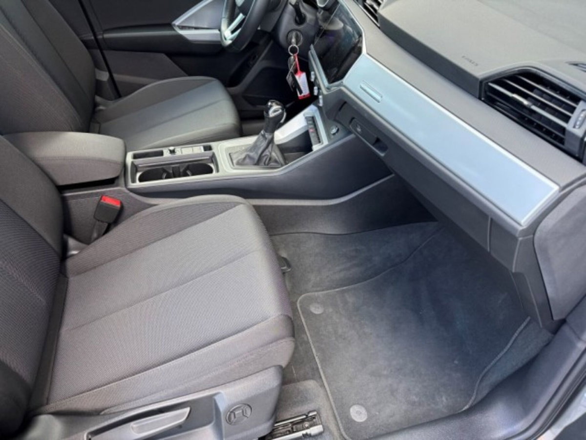 Audi Q3 35 2.0 tdi Business Advanced s-tronic (20)