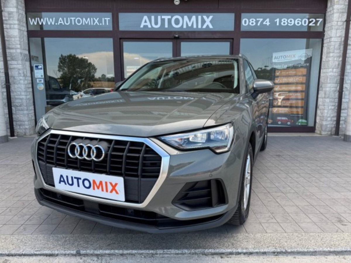 Audi Q3 35 2.0 tdi Business Advanced s-tronic (2)
