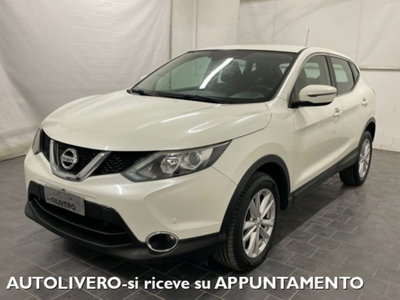 Nissan Qashqai 1.5 dCi N-Connecta (2)