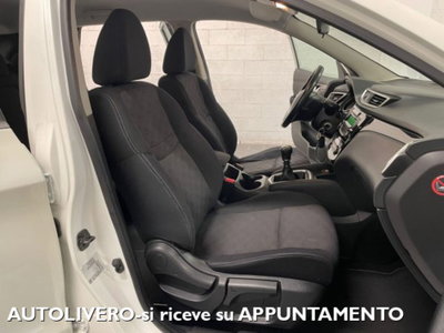 Nissan Qashqai 1.5 dCi N-Connecta (9)