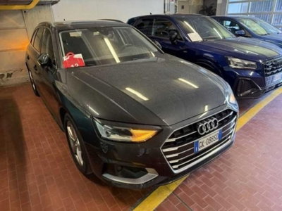 Audi A4 Avant 35 TDI/163 CV S tronic S line edition (2)
