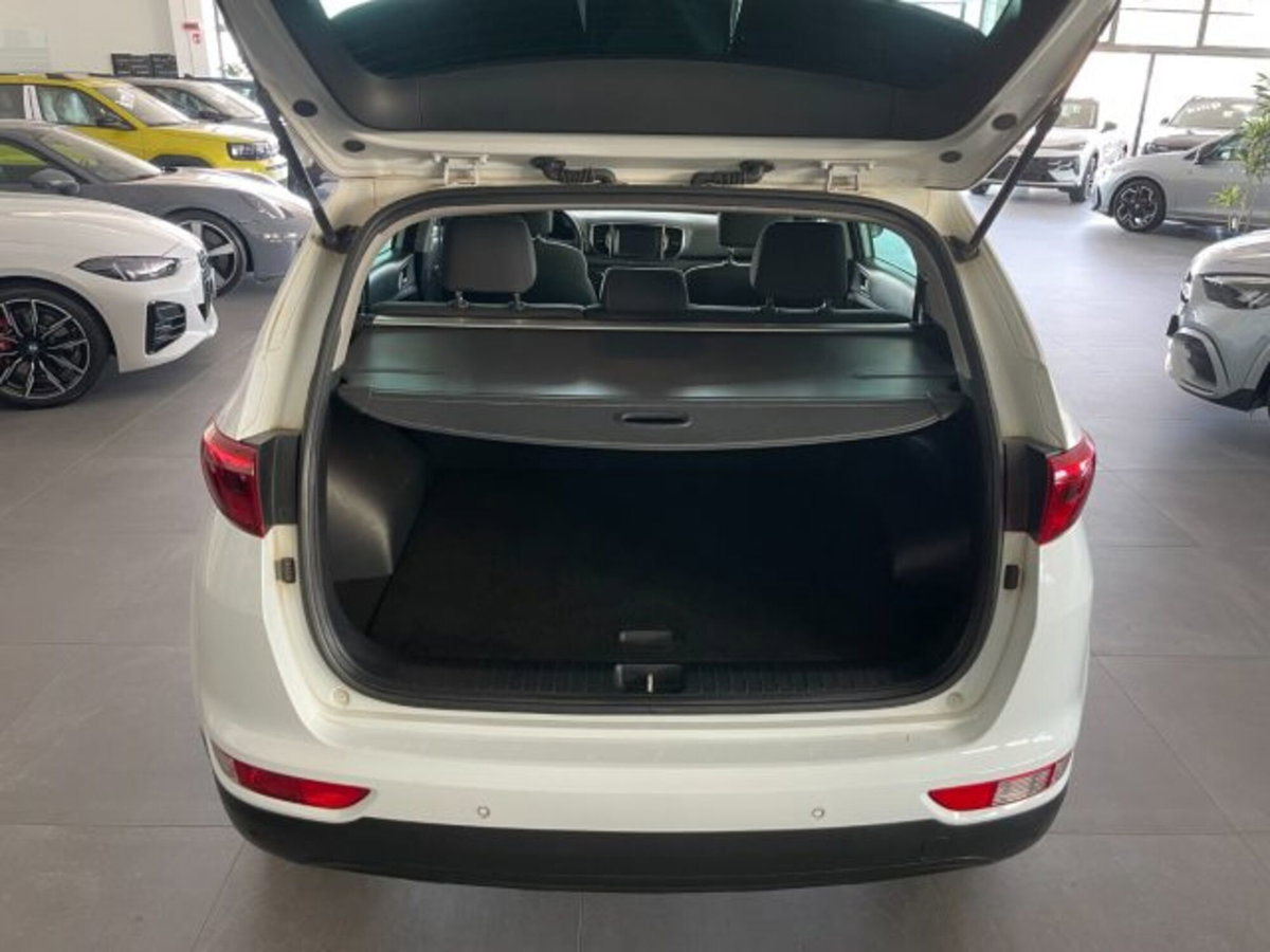 Kia Sportage 1.7 CRDI 2WD Urban (10)