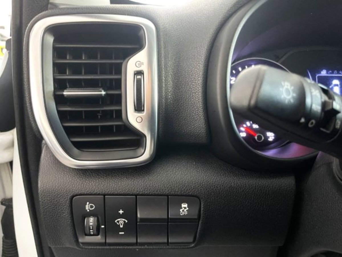 Kia Sportage 1.7 CRDI 2WD Urban (14)