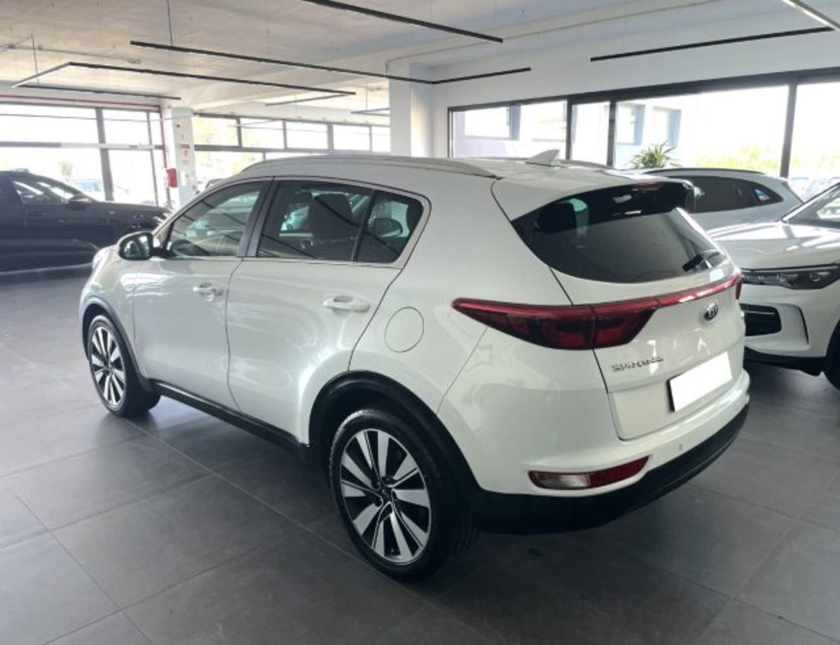 Kia Sportage 1.7 CRDI 2WD Urban (16)