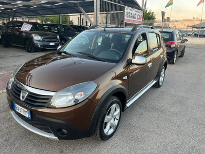 Dacia Sandero Stepway 1.6 8V GPL 85CV usata