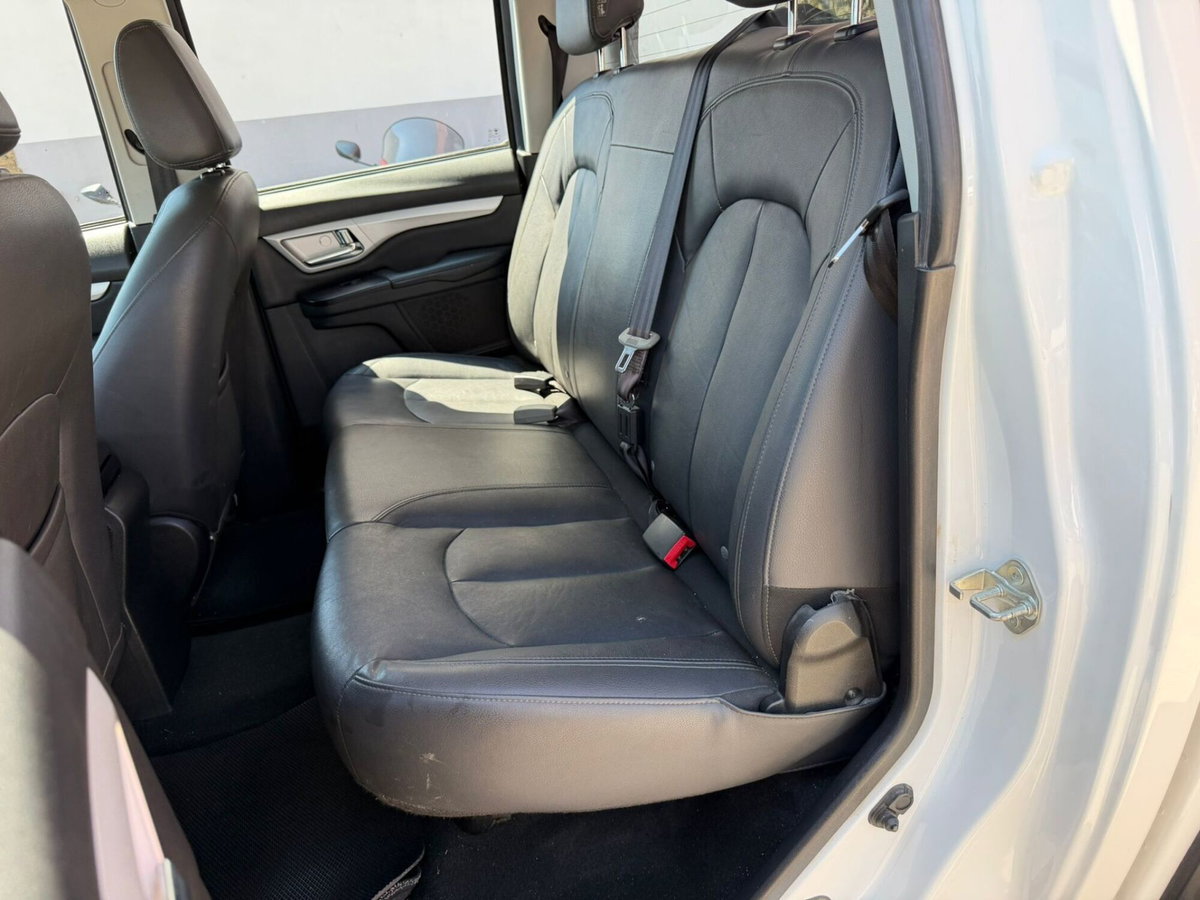 Great Wall Steed Pick-up Steed 6 2.4 Ecodual 4WD Premium (10)