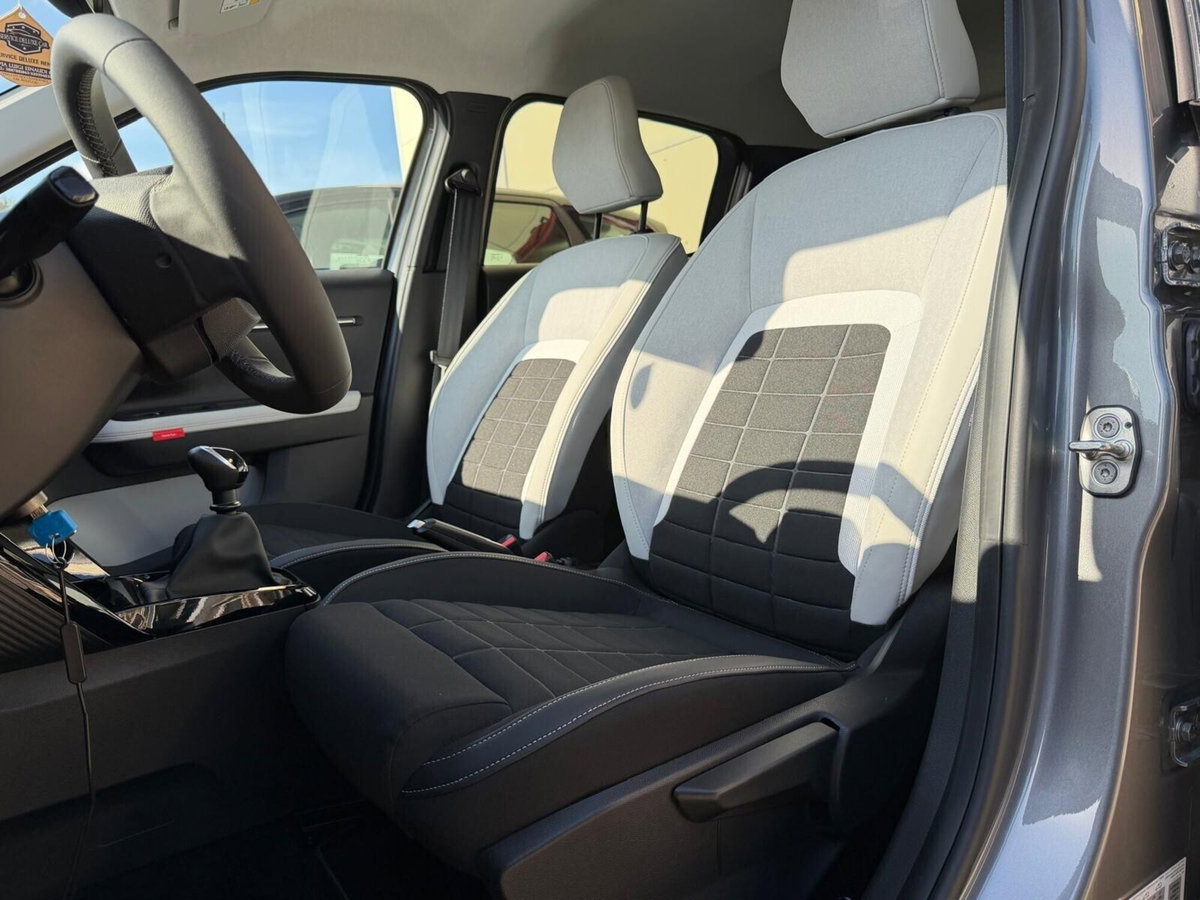 Citroen C3 1.2 puretech turbo Max 100cv s&s (13)
