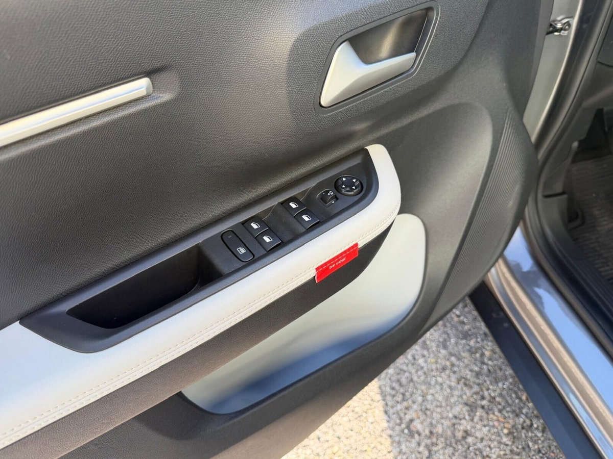 Citroen C3 1.2 puretech turbo Max 100cv s&s (6)