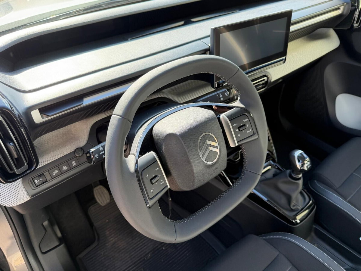Citroen C3 1.2 puretech turbo Max 100cv s&s (7)