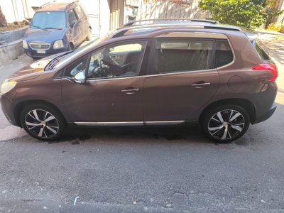 Peugeot 2008 e-HDi 92 CV Stop&Start ETG6 Allure (5)