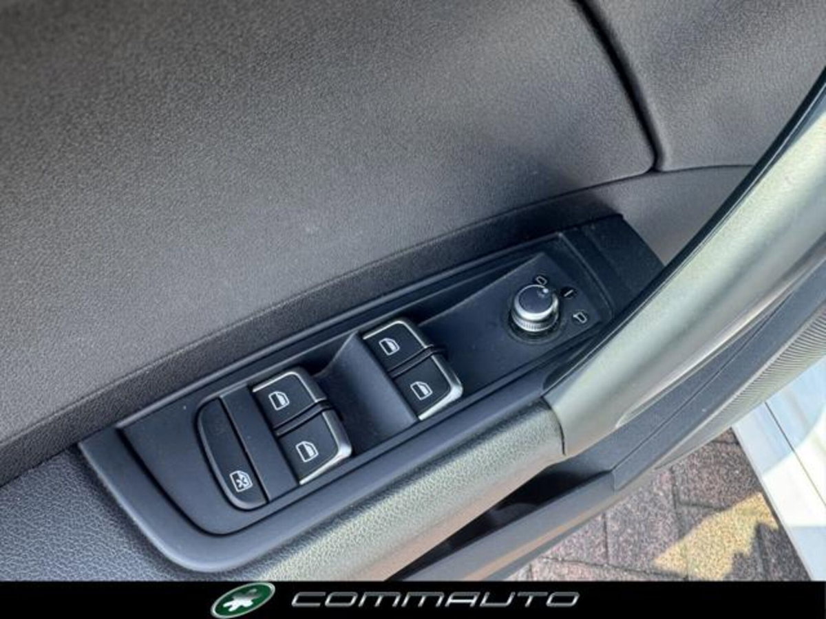 Audi A1 Sportback 1.0 82CV TFSI Design (11)