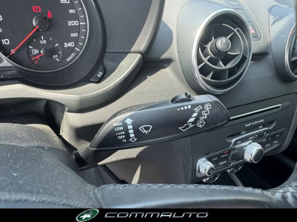 Audi A1 Sportback 1.0 82CV TFSI Design (18)