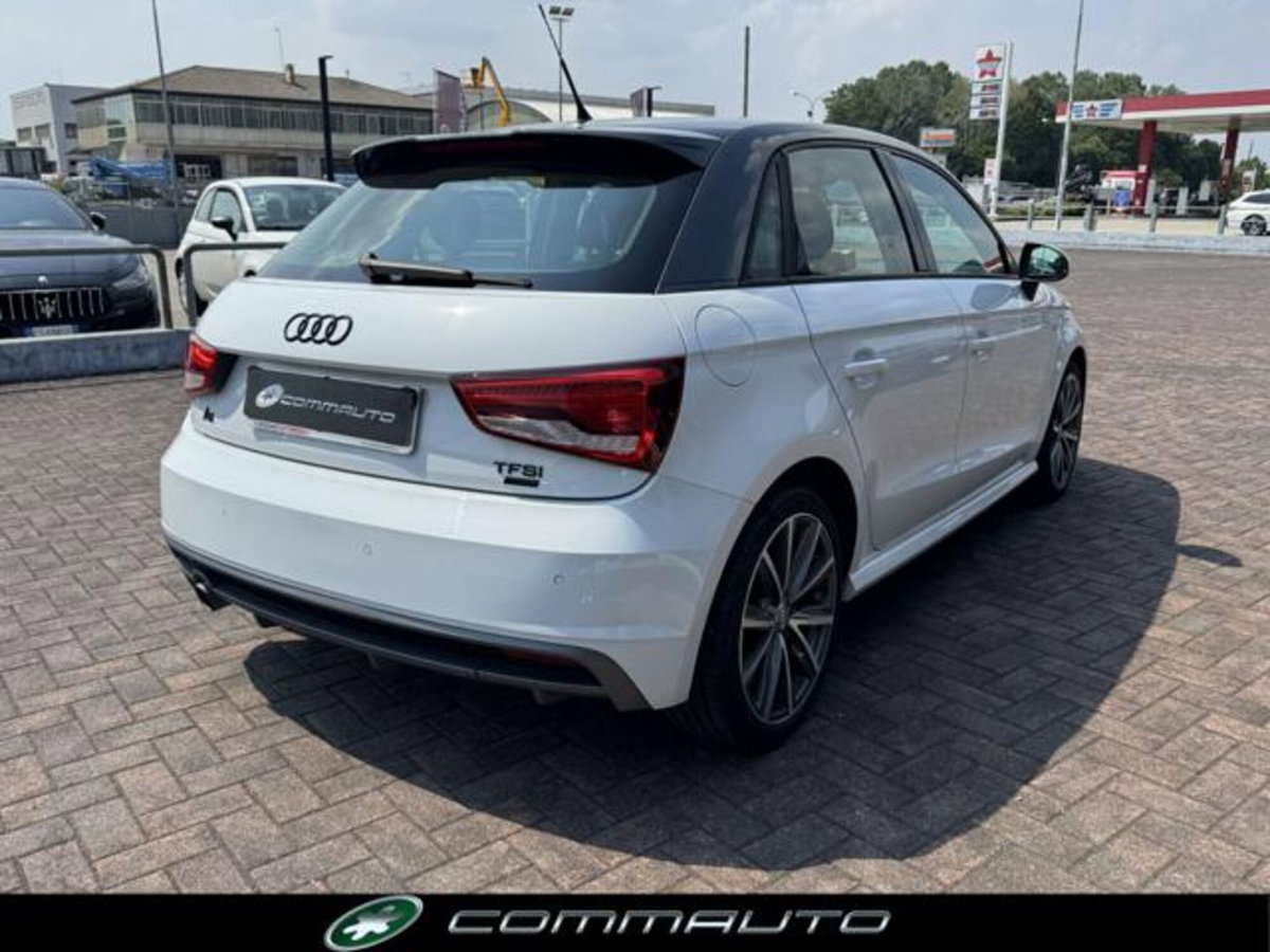 Audi A1 Sportback 1.0 82CV TFSI Design (4)
