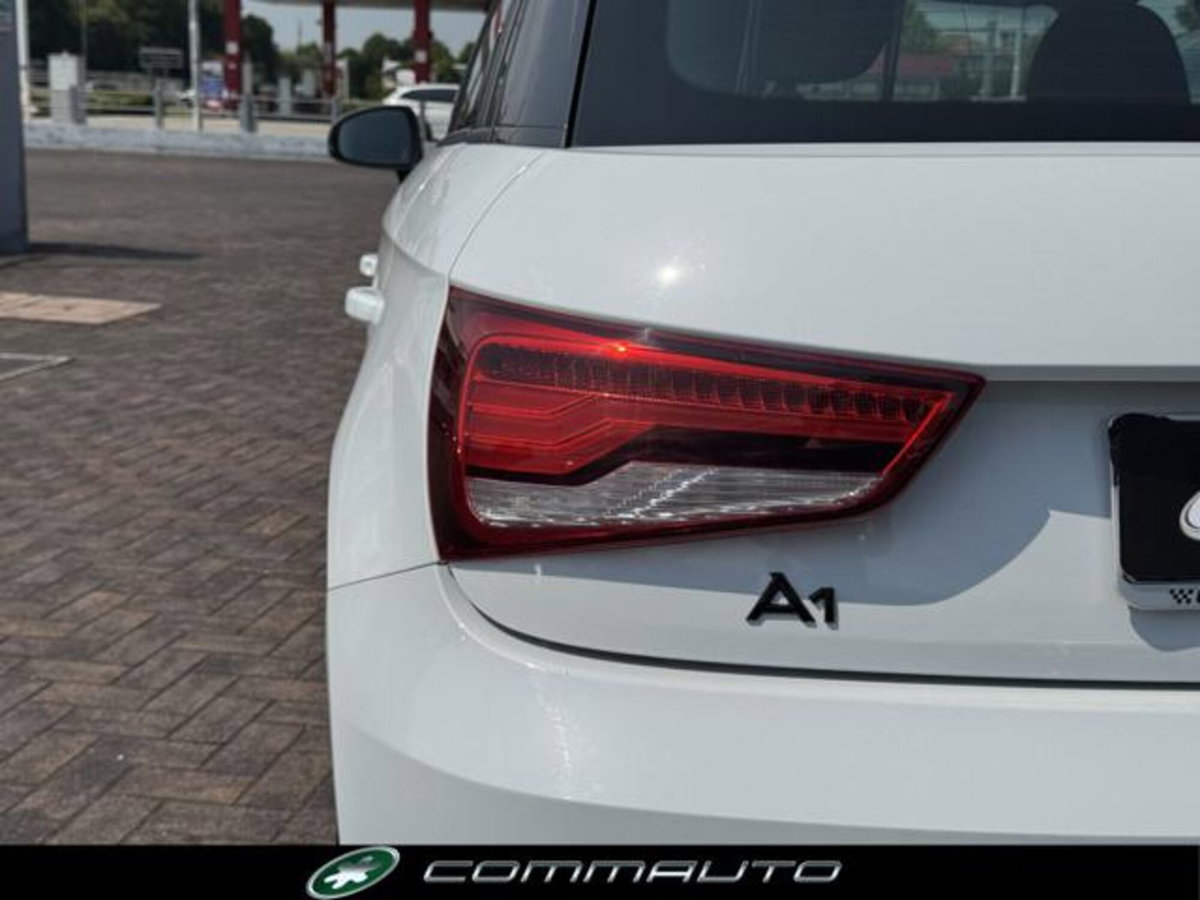 Audi A1 Sportback 1.0 82CV TFSI Design (7)