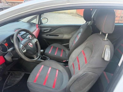Fiat Punto Evo 1.3 Mjt 90 CV 3 porte Dualogic Sport (11)